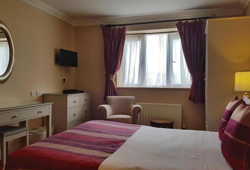 The Moorings Hotel & Seafood Restaurant