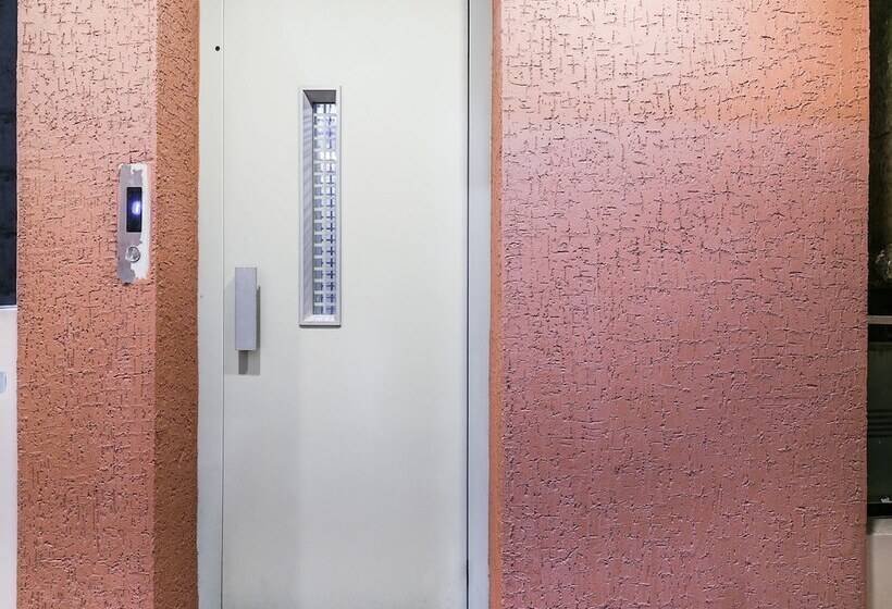 Oyo 26559 Renuka Hotels