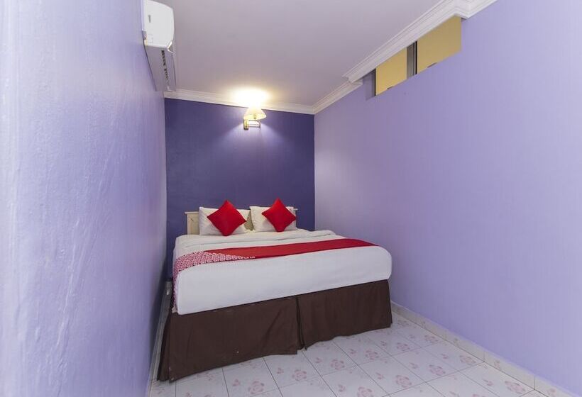 Oyo 906 Happy 92 Hotel Lumut