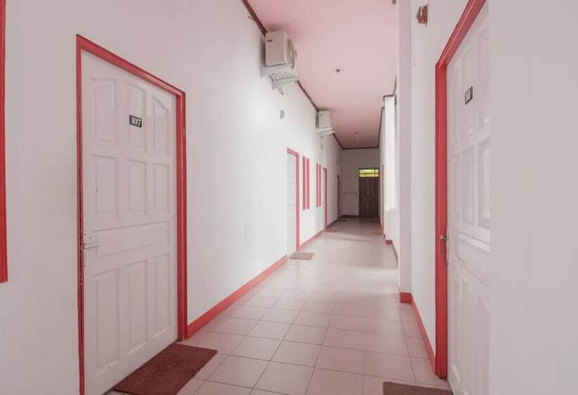 膳宿费 Koolkost Syariah Near Ayani Mega Mall Pontianak