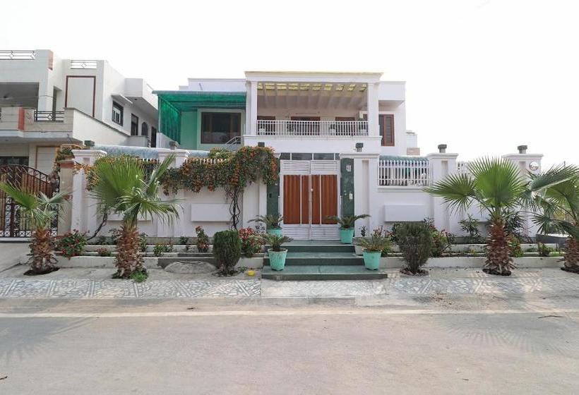 پانسیون Love Guest House By Oyo Rooms