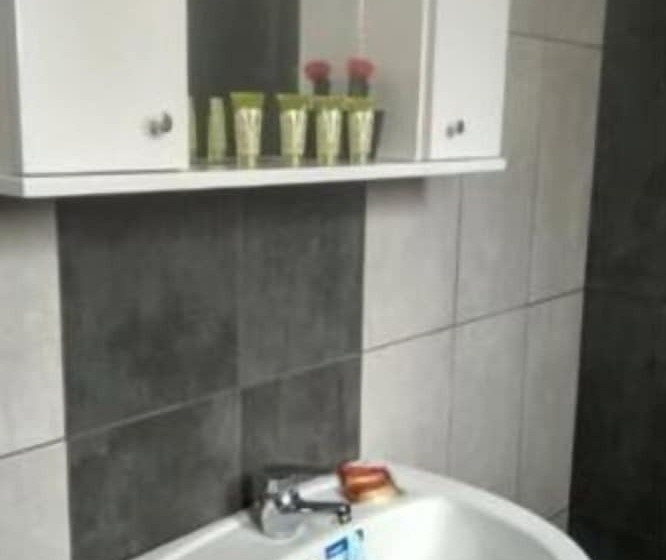 膳宿费 Relax Studios & Apartments