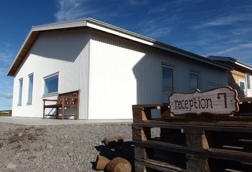 پانسیون Saltvík Farm Guesthouse