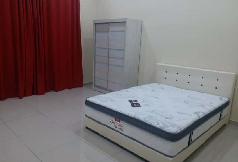 بنسيون Thibas Homestay Sungai Pelek