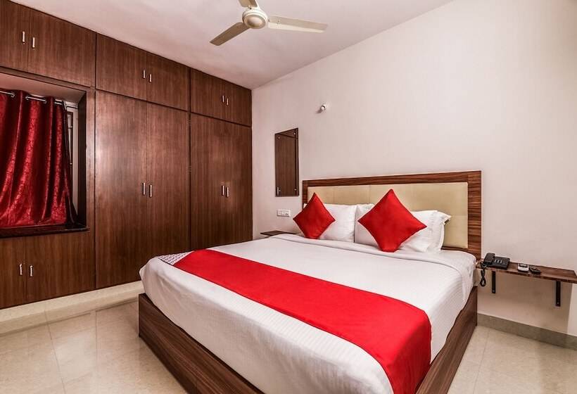 Pramukh Hotels By Oyo Rooms