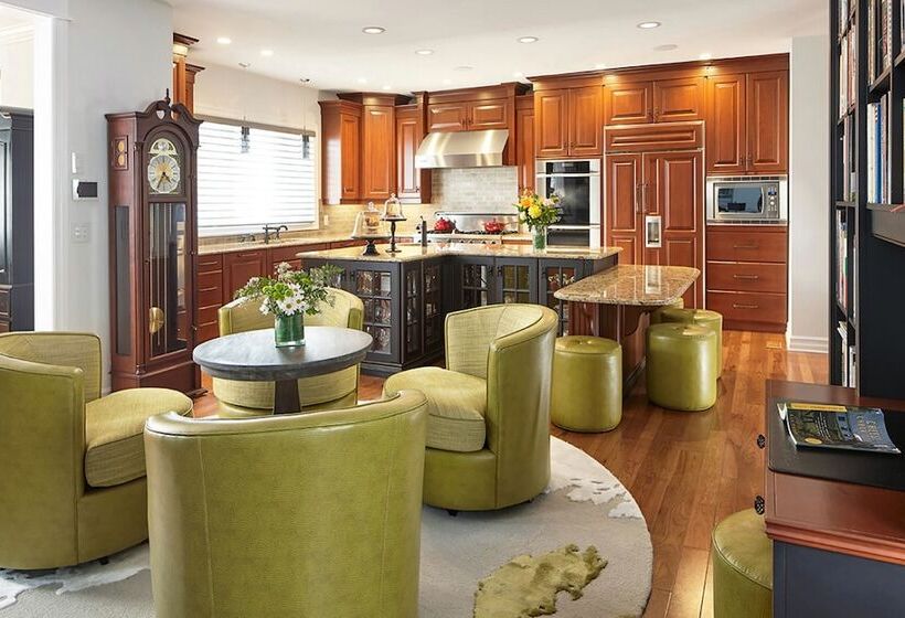 Rye Park Manor Luxury B&b