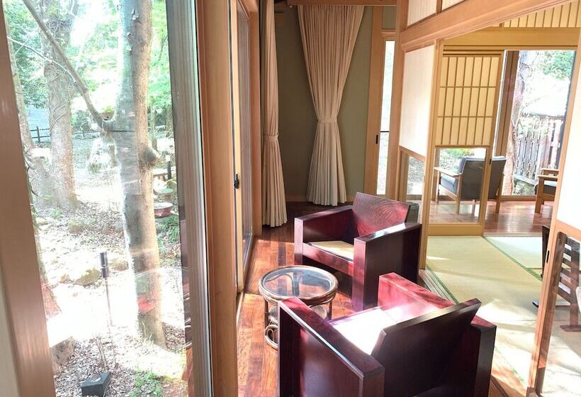 료칸 Yufuin Kinrinko Kadan