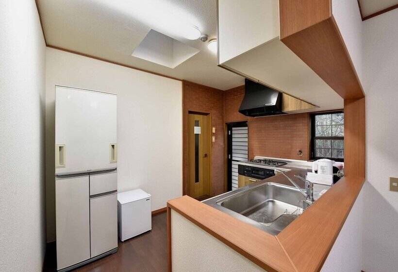 료칸 Yufuin Kinrinko Kadan