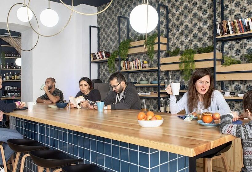 هاستل The Central House Lisbon Baixa