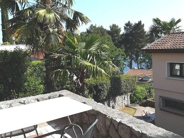 Apartments Villa Vosilla