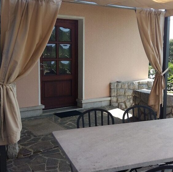 Apartments Villa Vosilla