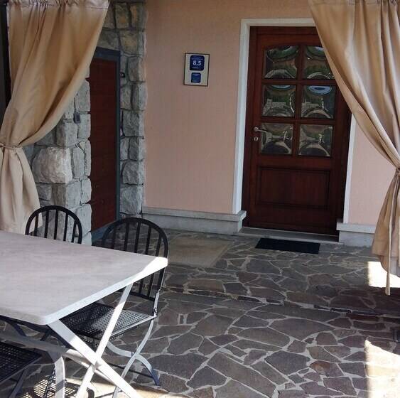 Apartments Villa Vosilla