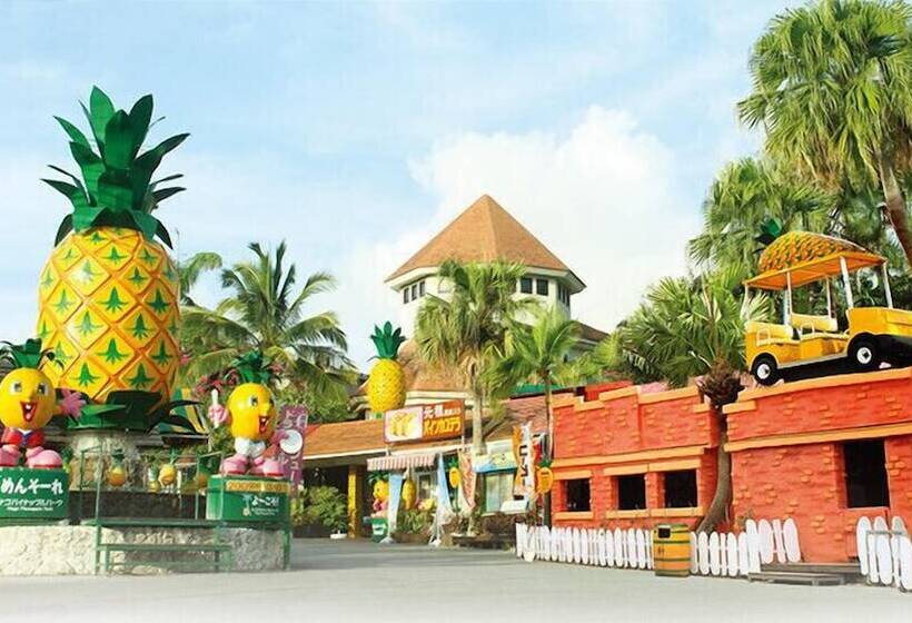 Beach Resort Hotel Kalakaua