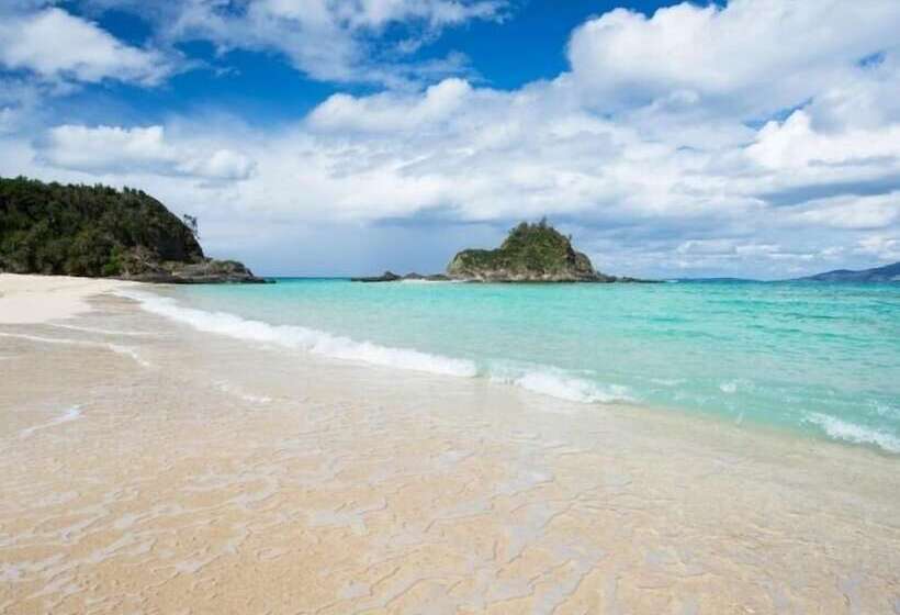 Beach Resort Hotel Kalakaua