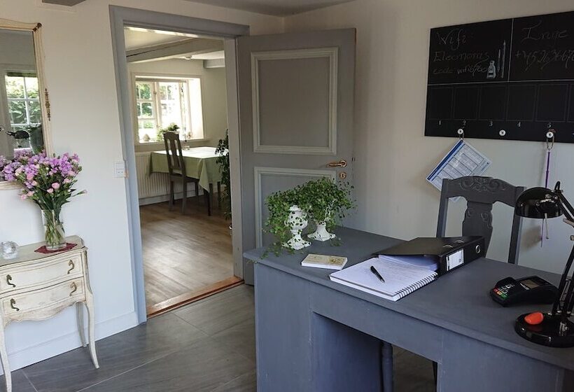 مبيت وإفطار Eleonoras