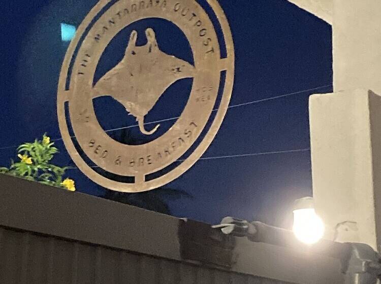 ベッドアンドブレックファースト The Mantarraya Outpost