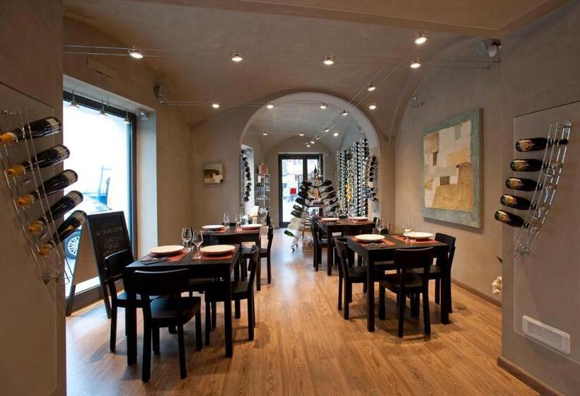 مبيت وإفطار Vinoteca La Sacrestia