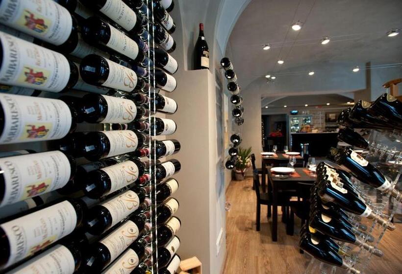 مبيت وإفطار Vinoteca La Sacrestia