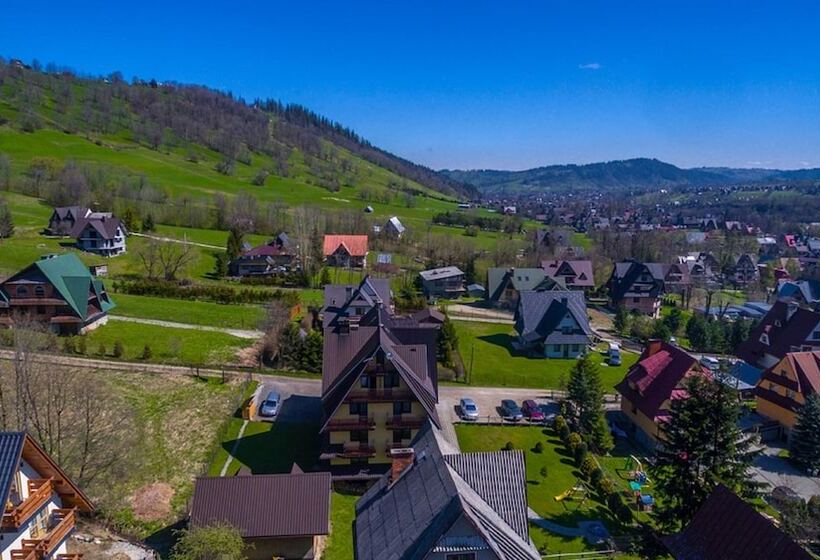 تختخواب و صبحانه Willa U Zwijacza