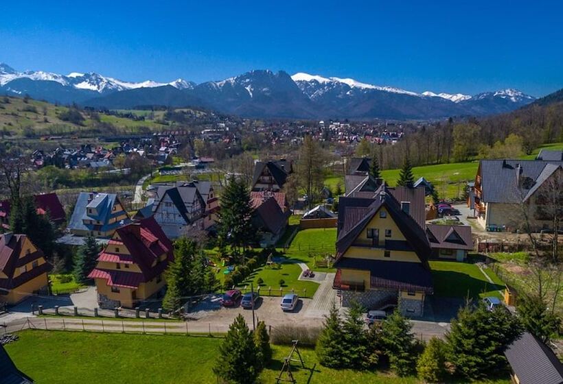 تختخواب و صبحانه Willa U Zwijacza