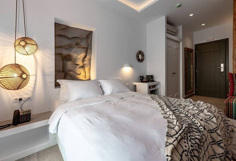 Bohemian Luxury Boutique Hotel   Adults Only