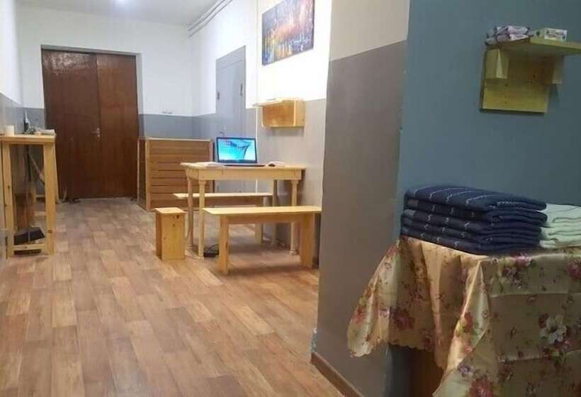 Harasho Guest House Hostel