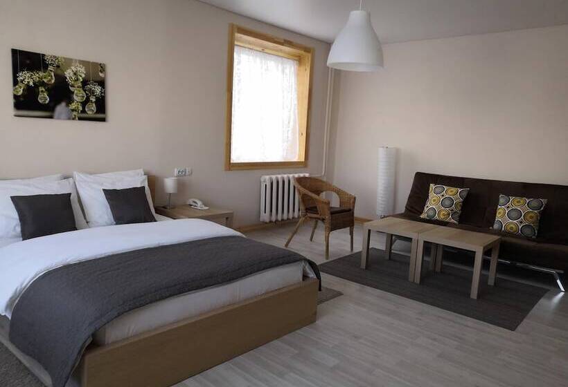 مسافرخانه Neftehimik