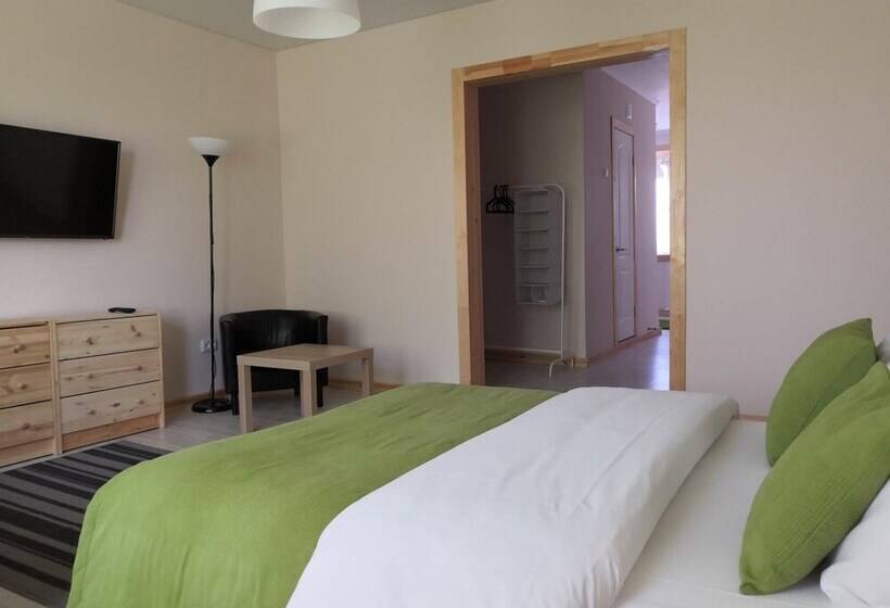 مسافرخانه Neftehimik