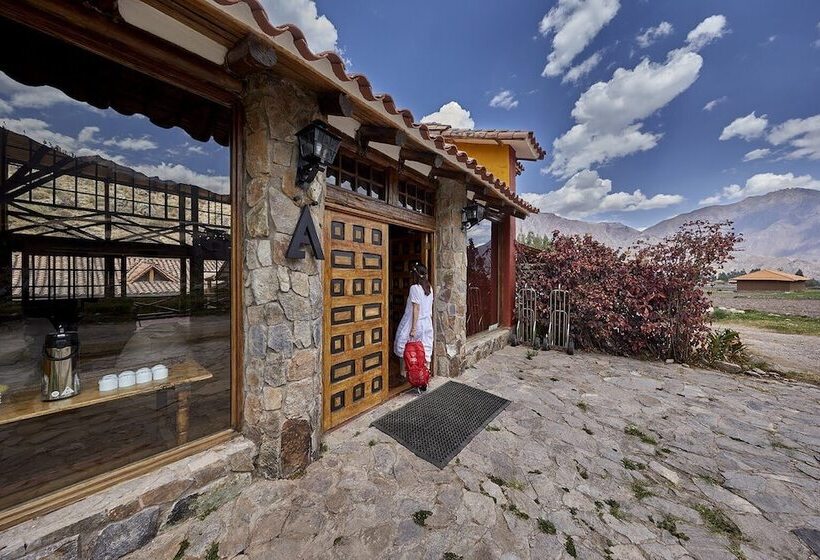 هتل Qasa Valle Sagrado By Nomad