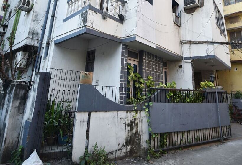 酒店 Apartment Palace By Oyo Rooms