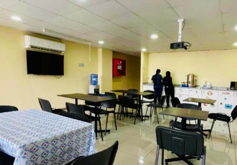 هتل Blu Bascuñan