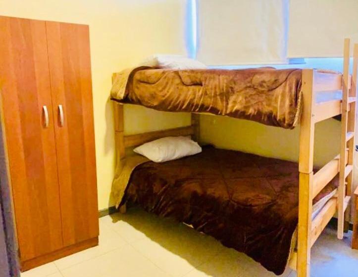 هتل Blu Bascuñan