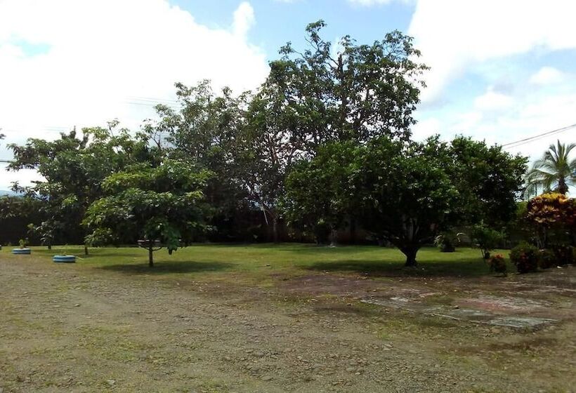 فندق Cabinas El Tropico