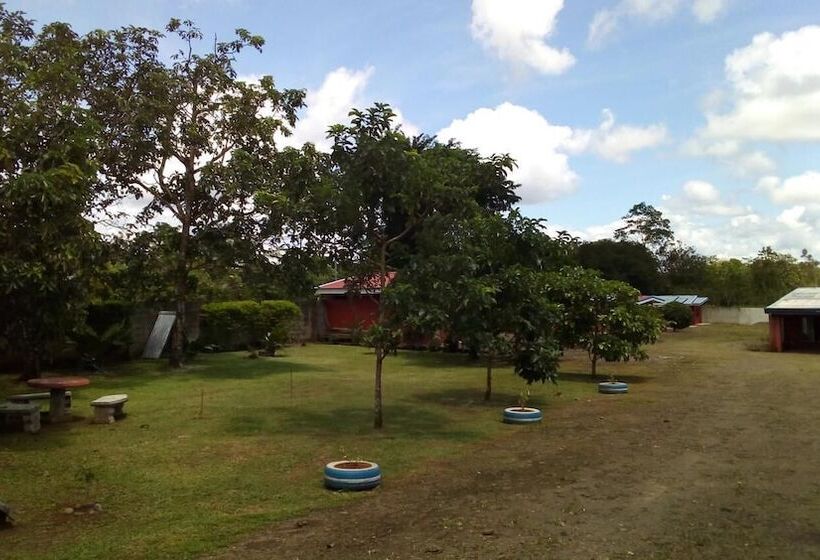 فندق Cabinas El Tropico