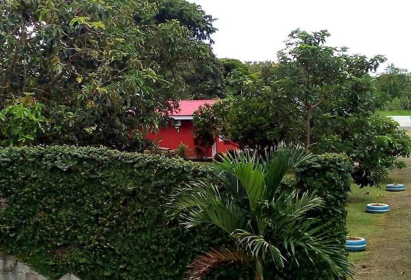 فندق Cabinas El Tropico