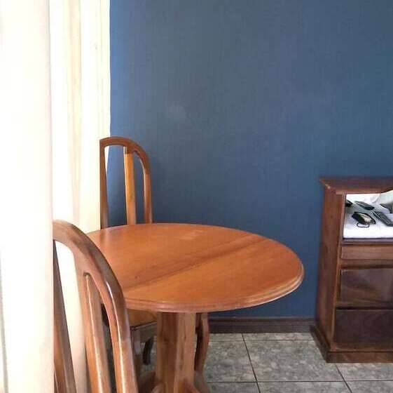 فندق Cabinas El Tropico