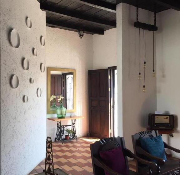 בית מלון כפרי Casa Lobe