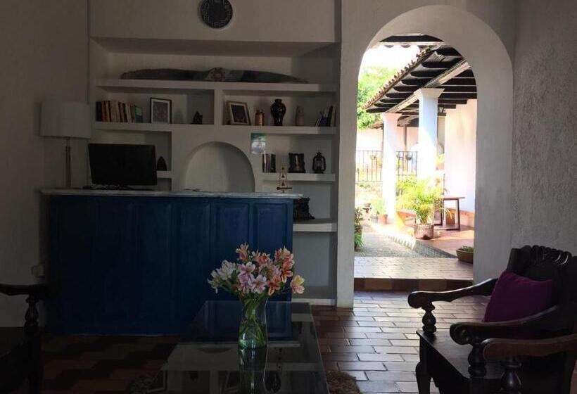 בית מלון כפרי Casa Lobe