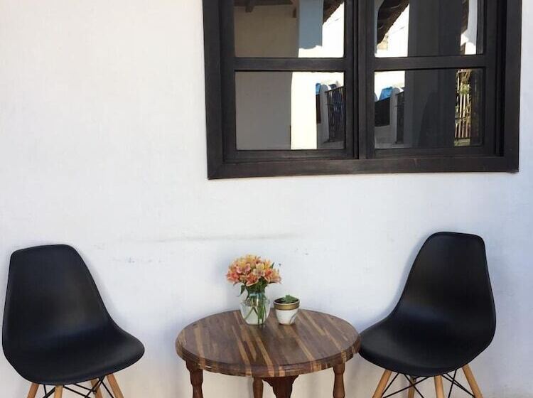 בית מלון כפרי Casa Lobe