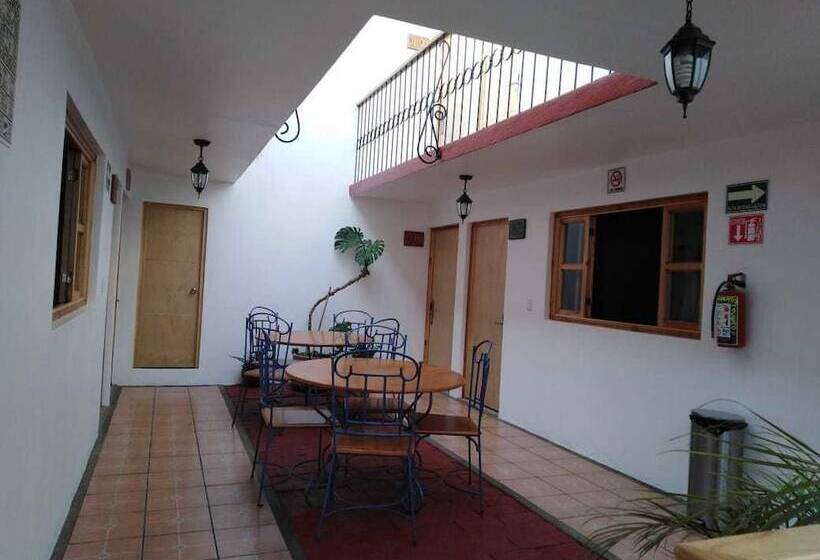 هتل Casa Santiago