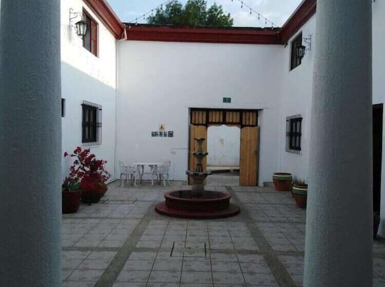هتل Casa Santiago