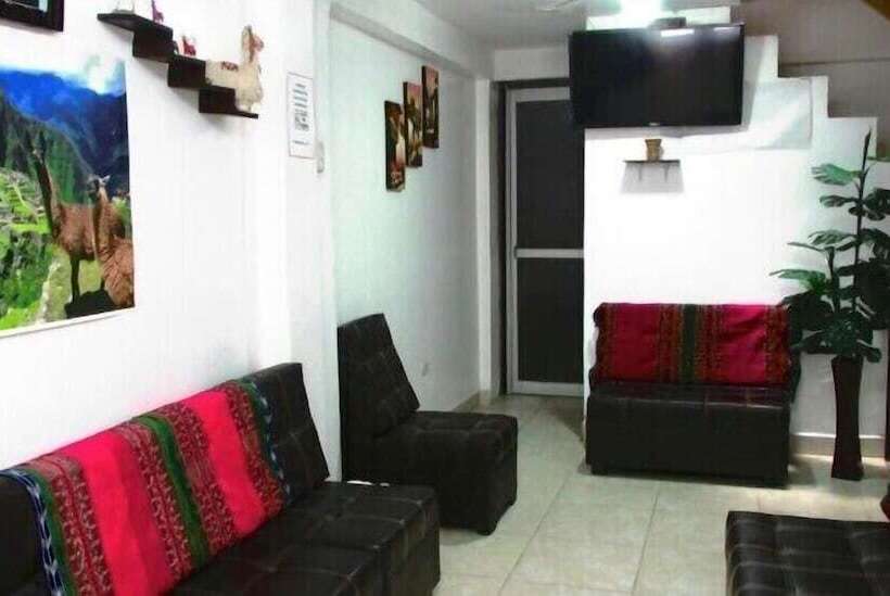 בית מלון כפרי Catari's House