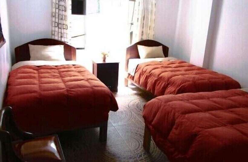 בית מלון כפרי Catari's House