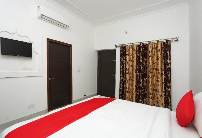 Отель Capital O 23129 Chelsea Palace