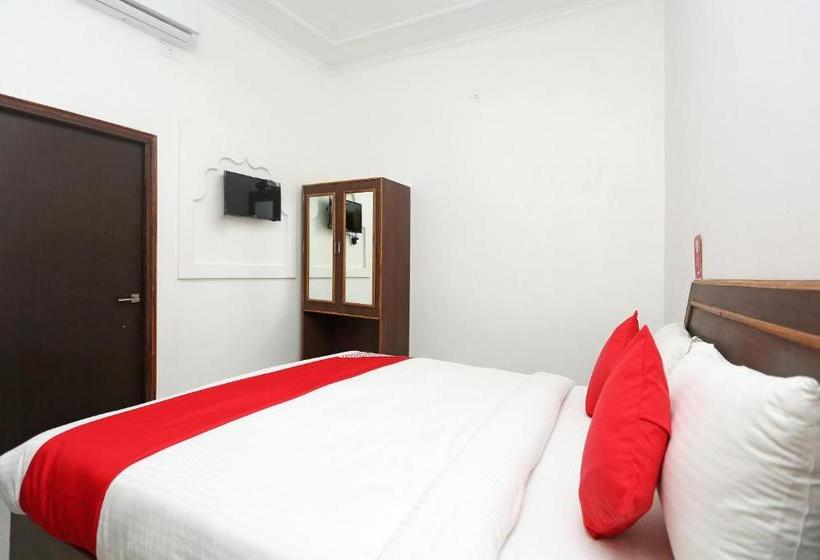 Отель Capital O 23129 Chelsea Palace