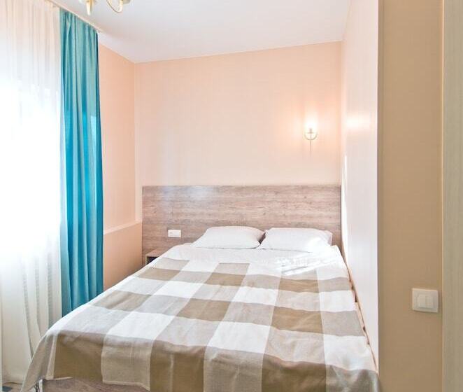 ホテル Chernyshevsky