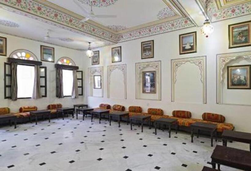 Dhulagarh Heritage Palace Hotel Near Jaipur