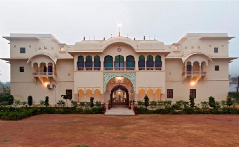 Dhulagarh Heritage Palace Hotel Near Jaipur