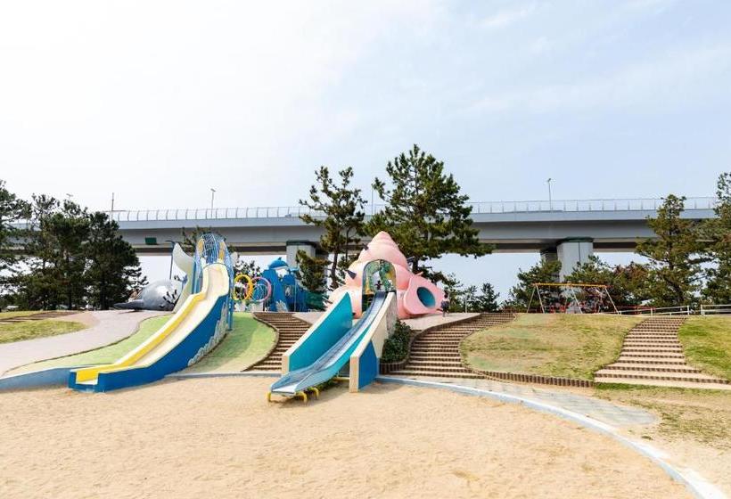 فندق Kansai Seaside