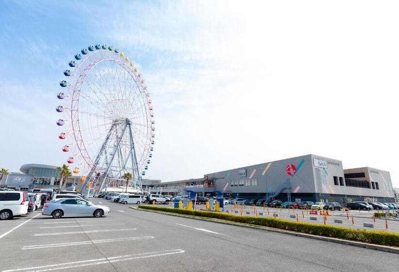 فندق Kansai Seaside